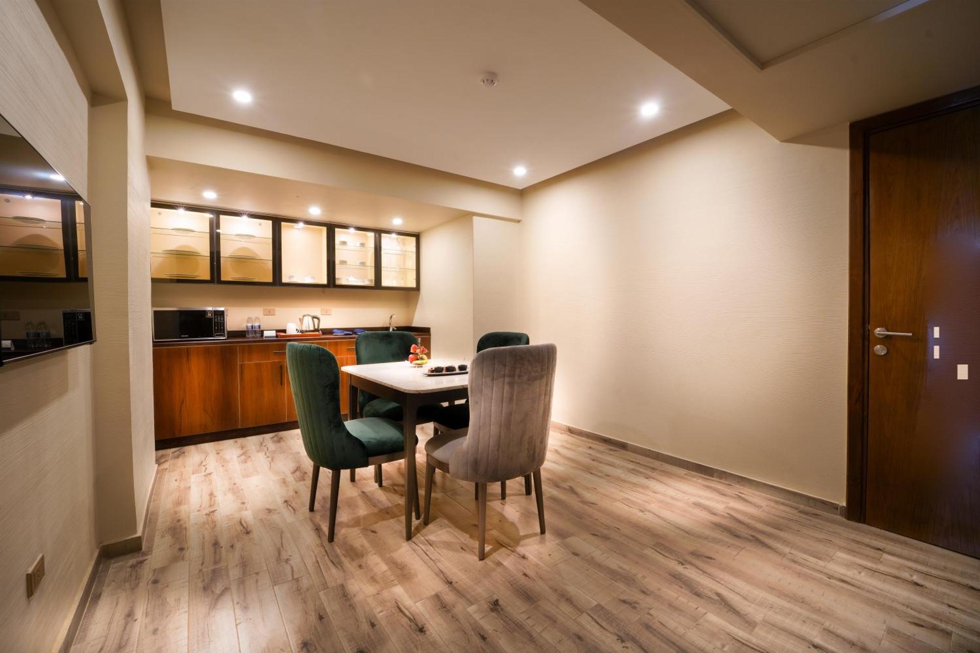 Stay Inn Pyramids Hotel Al Kawm al Akhdar Bagian luar foto